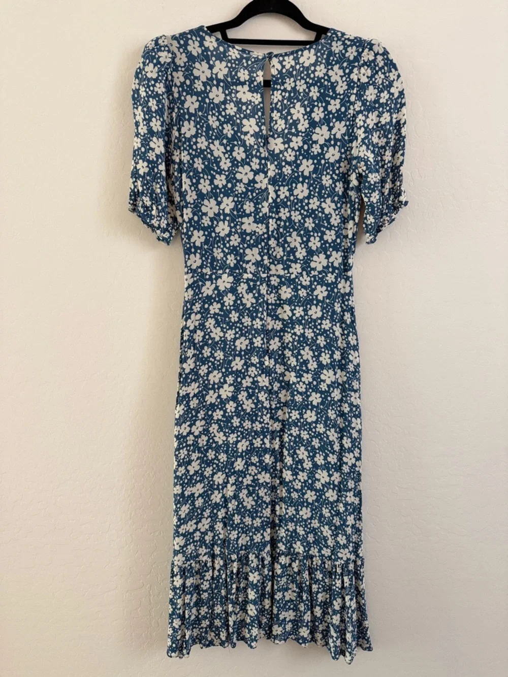 Reformation Blue V-Neck Midi Dress with Side Slit Nantes Mari Floral Ruffle Sz 8 - Picture 7 of 8